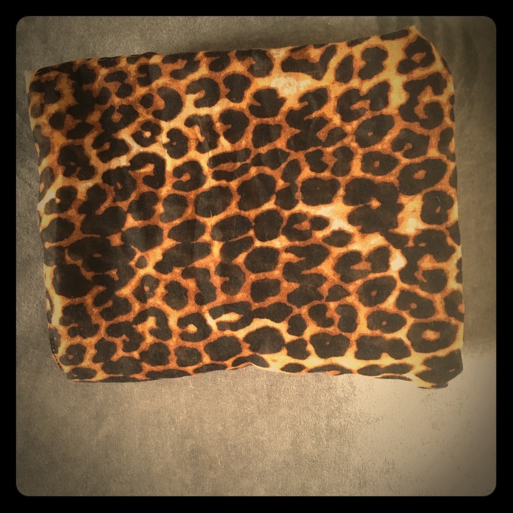 Brown and black cheetah infinity scarf